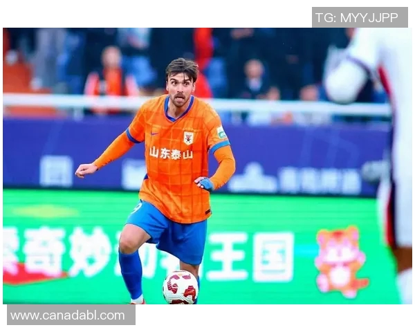 中超联赛精彩瞬间瓦科梅开二度助球队逆转获胜