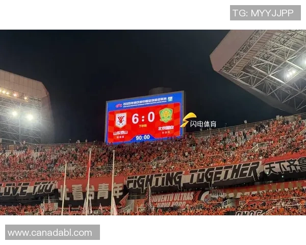 瓦科精彩破门助力山东泰山勇夺胜利展现球队强大实力 瓦科精彩破门助力山东泰山勇夺胜利展现球队强大实力