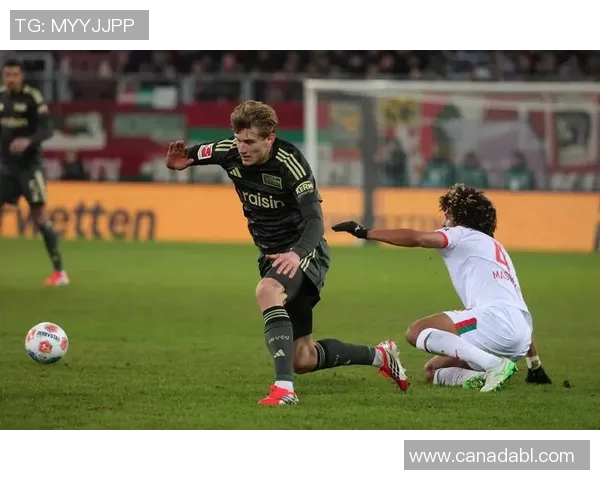 柏林联队力克奥格斯堡，取得重要胜利