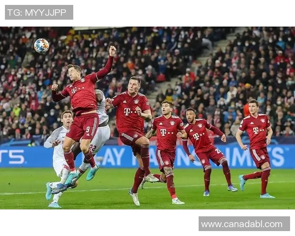 拜仁再胜稳居榜首，德甲势不可挡！