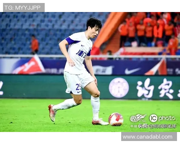 巴顿精彩助攻助力天津津门虎奋勇争先展现球队团结拼搏精神