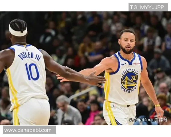 库里砍下生涯新高54分，再次向世人证明自己无可替代
