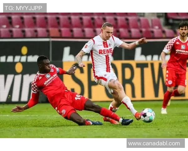 沃尔夫斯堡险胜科隆，提前锁定德甲季军争夺席位